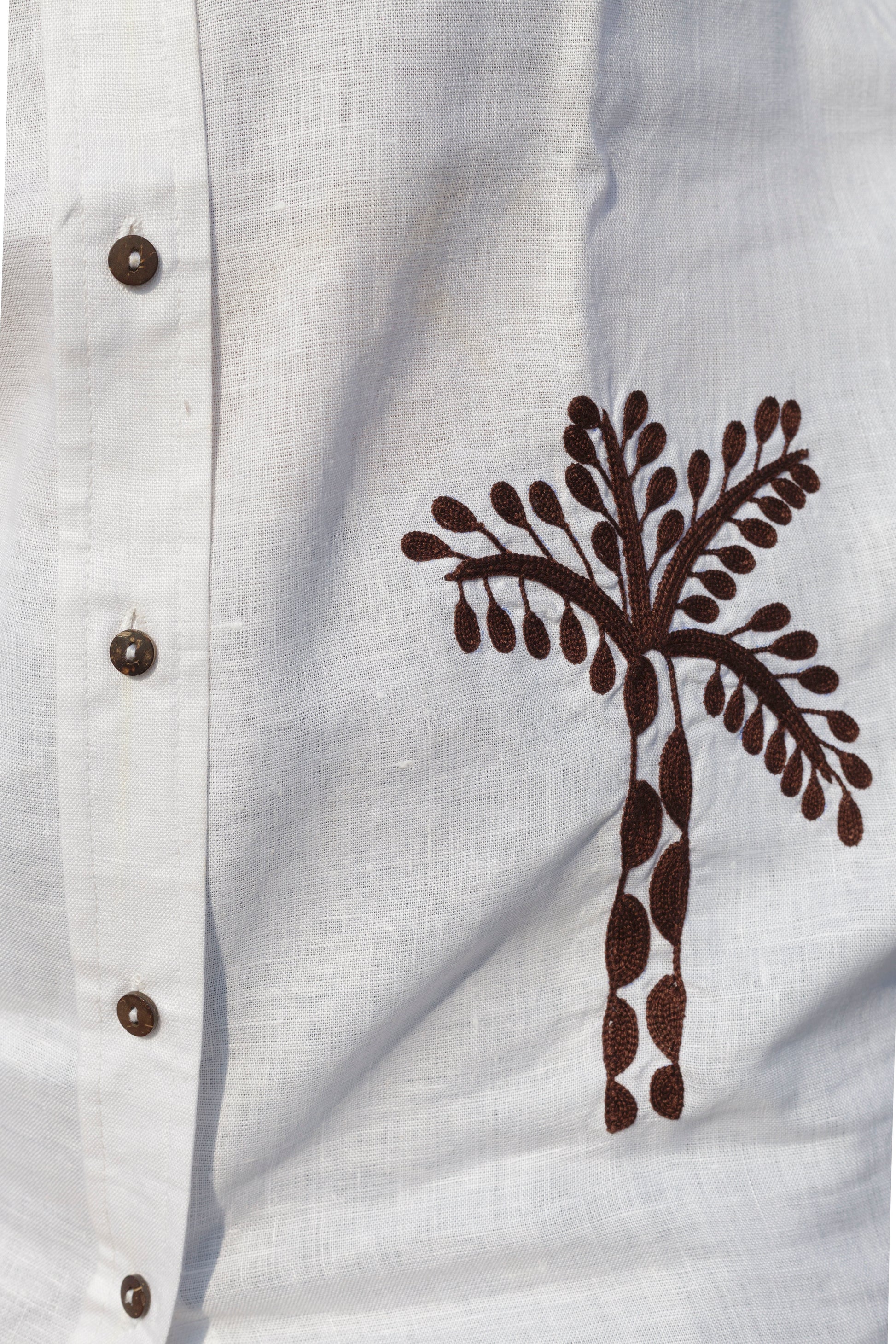 Giraffe Tree Shirt (W)